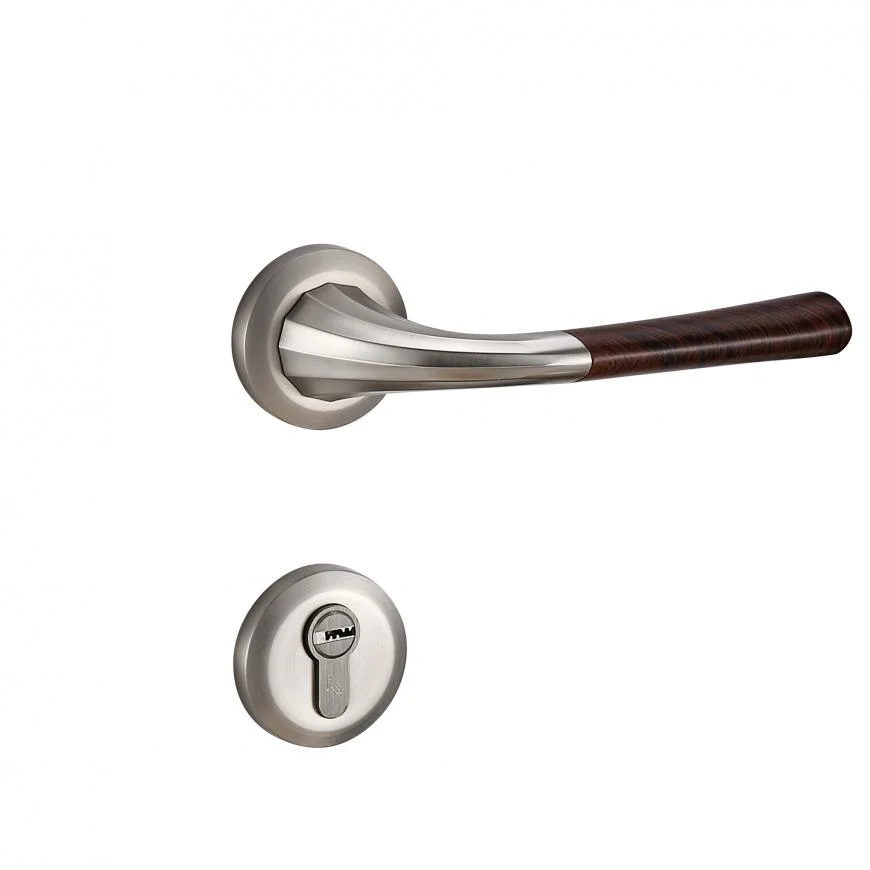 870_crop_34127.jpg 870_crop_34127.jpg