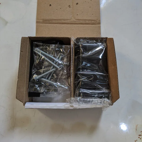 Ban-le-3D-100-GQ-ASSA-ABLOY-mau-den-1.jpg