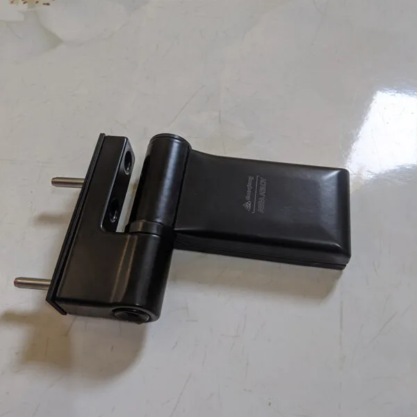 Ban-le-3D-100-GQ-ASSA-ABLOY-mau-den-6.jpg