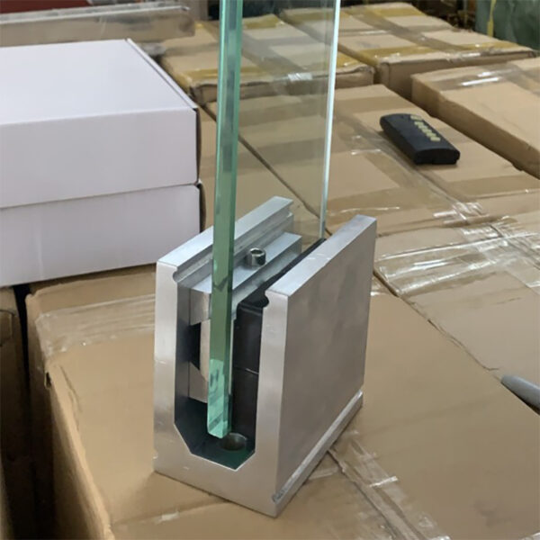 Bộ chân đế kẹp kính lan can không trụ 10cm - Hình ảnh 2