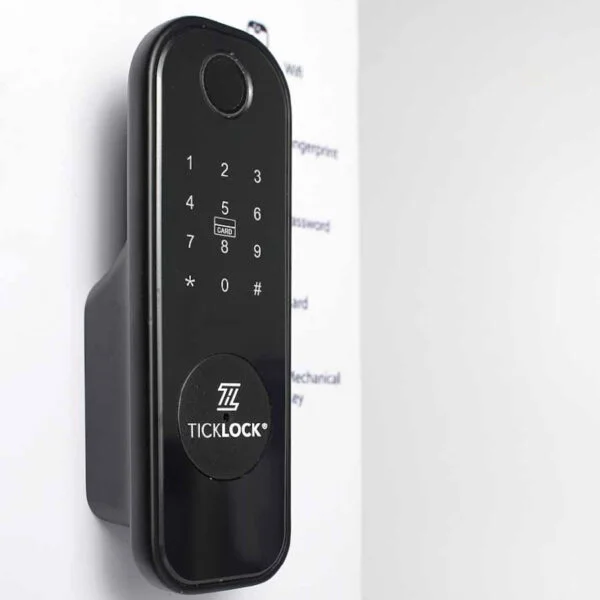 Khoa-cua-cong-Ticklock-G2-4.jpg Khoa-cua-cong-Ticklock-G2-4.jpg