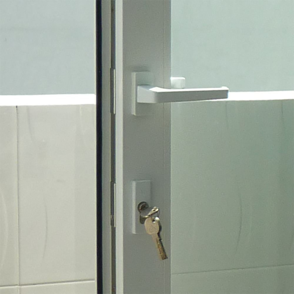 Khóa cửa nhựa uPVC