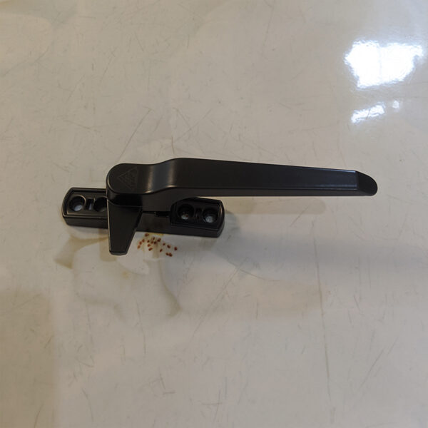 Tay cài cửa sổ hất GQ ASSA ABLOY màu đen - Hình ảnh 6