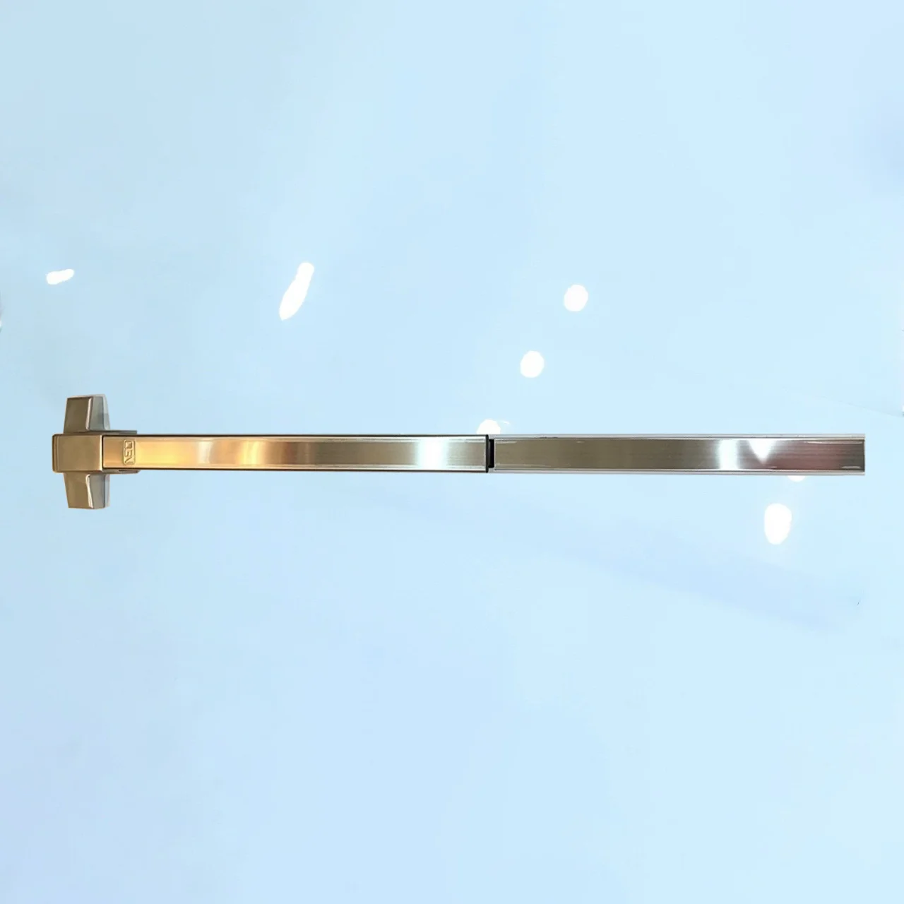 Thanh thoát hiểm đơn Inox Newneo 500S có khóa Thanh thoát hiểm đơn Inox Newneo 500S có khóa