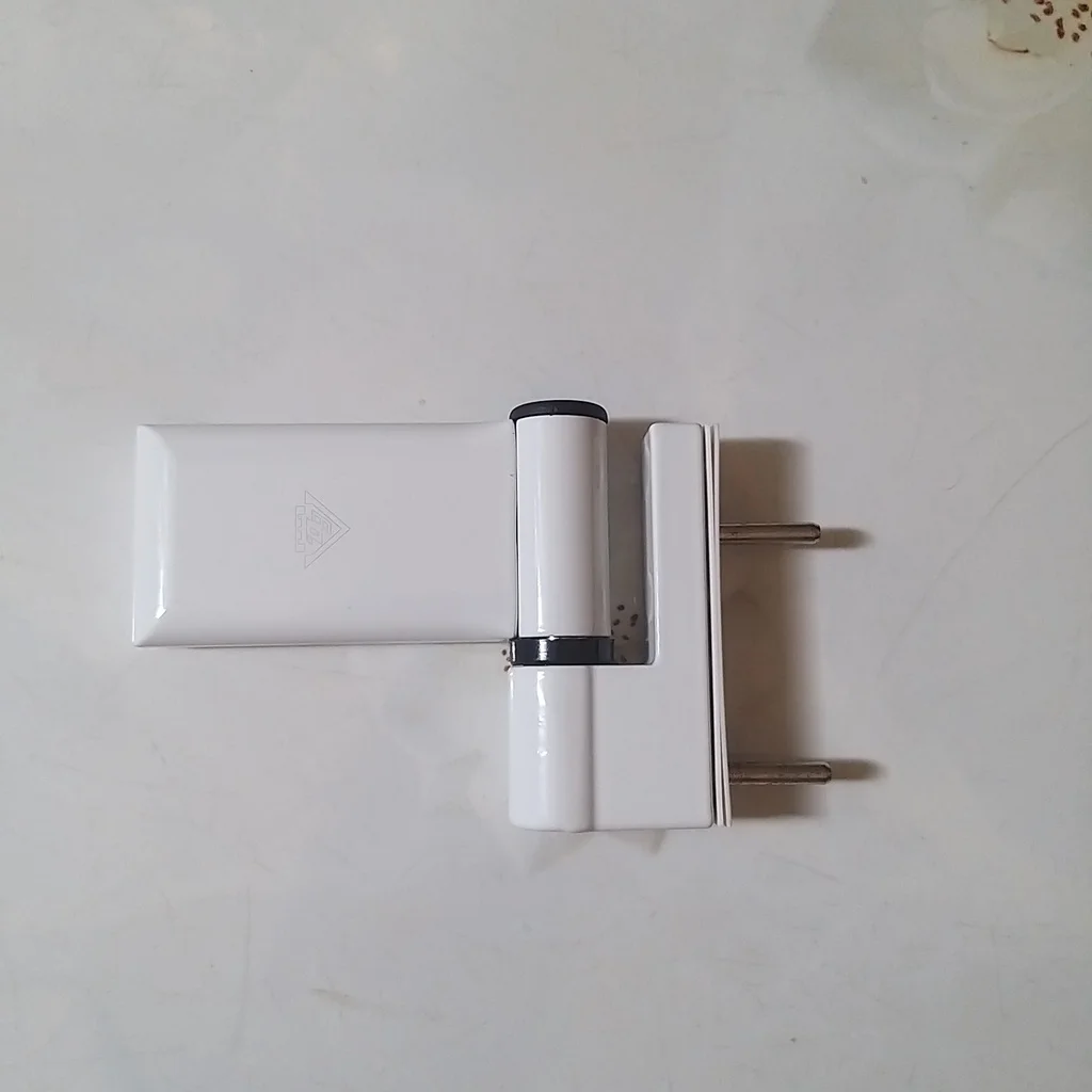 ban-le-3d-GQ-loai-2-hang-pho-thong.jpg ban-le-3d-GQ-loai-2-hang-pho-thong.jpg