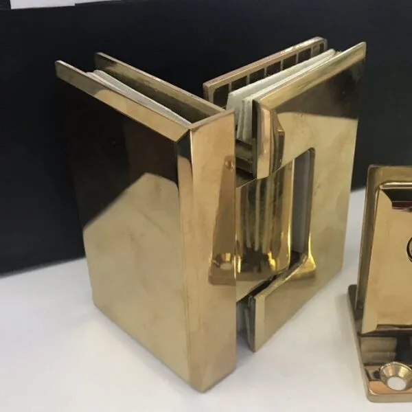 ban-le-kinh-kinh-90-do-vvp-mau-vang2.jpg ban-le-kinh-kinh-90-do-vvp-mau-vang2.jpg