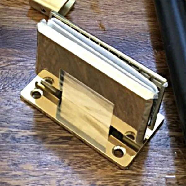 ban-le-tuong-kinh-90-vvp-mau-vang6.jpg ban-le-tuong-kinh-90-vvp-mau-vang6.jpg