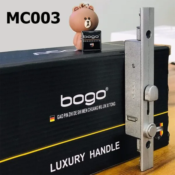 bo-cong-tac-mc003.jpg bo-cong-tac-mc003.jpg