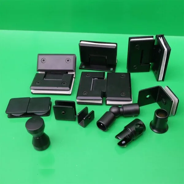 phu-kien-kinh-mau-den.jpg phu-kien-kinh-mau-den.jpg