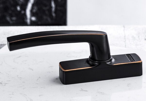 Tay nắm cửa sổ đa điểm EX68 Huy Hoàng đồng đen - Hình ảnh 2