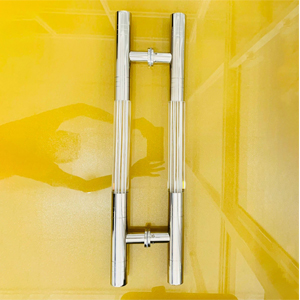 Tay nắm cửa bằng nhựa