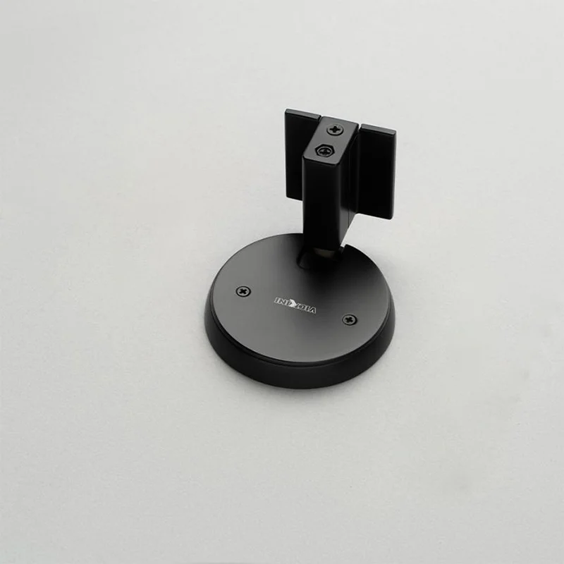 Chặn cửa gắn sàn