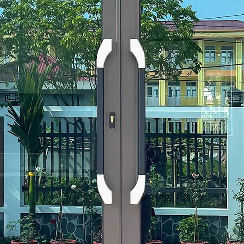 Tay nắm cửa nhôm