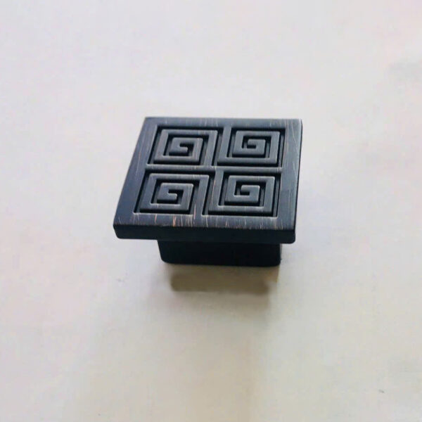 Tay nắm tủ TNT013-7109D